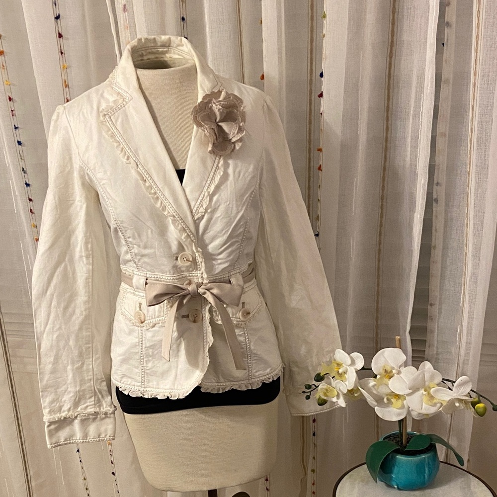 Vintage WHBM 100% Cotton Ruffled Blazer